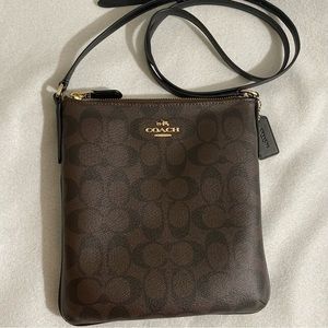 Coach Signature Crossbody Brown/Black F58309